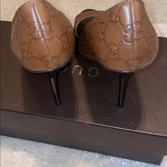 Gucci Brown Peep-Toe Sandals - Picture 3 of 4